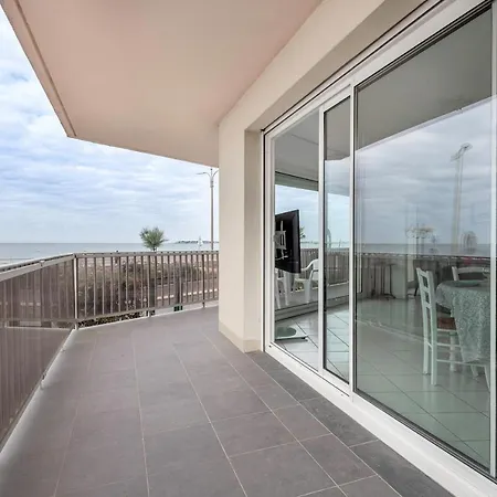 Emplacement Ideal En Front De Apartament *