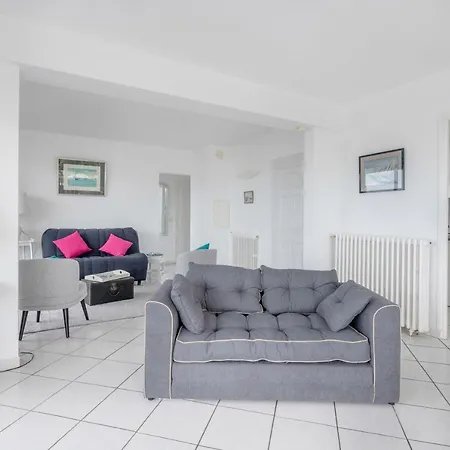 Emplacement Ideal En Front De La Baule